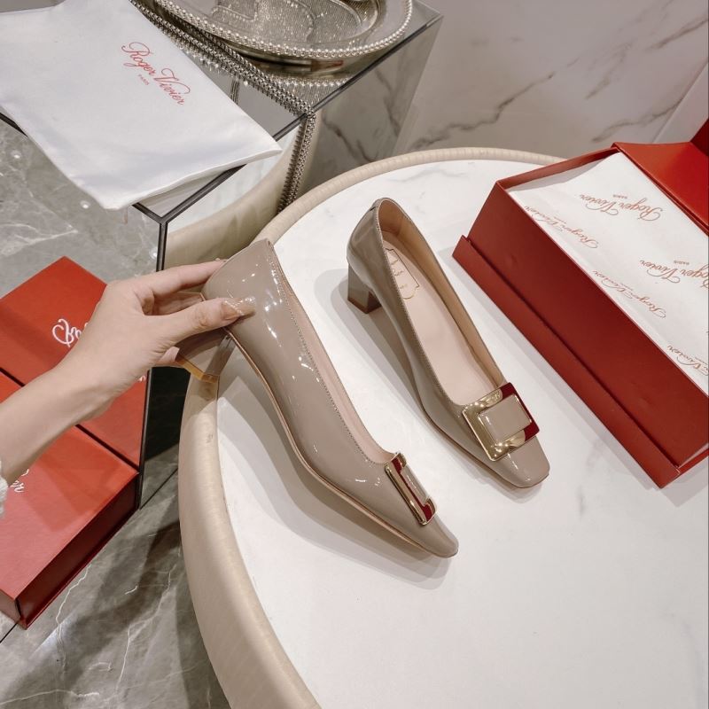 roger u1u1er flat shoes